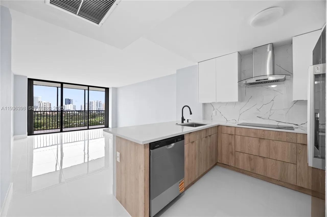 Kitchen Remodeling Near Me in Aventura for Beautiful Upgrades