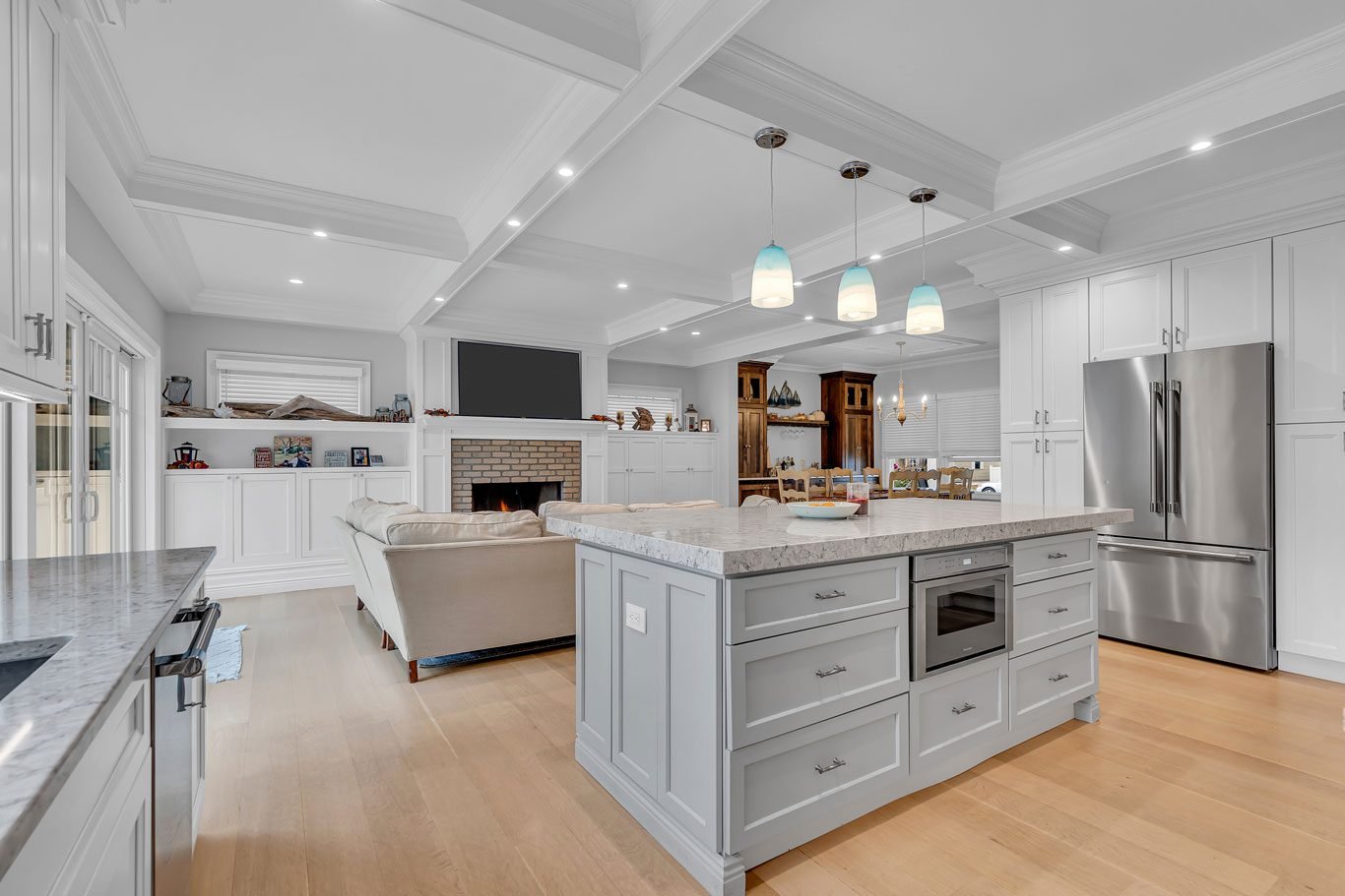 Best Kitchen Remodel Contractors in Aventura