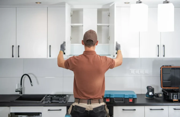 Cabinet-Installation